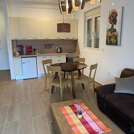 Lux Apartment Amarin Pržno Zewnętrze zdjęcie