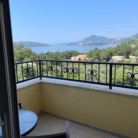 Lux Apartment Amarin Pržno Zewnętrze zdjęcie